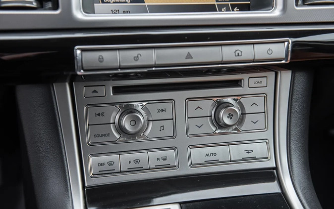 Jaguar XF cena 45900 przebieg: 215000, rok produkcji 2011 z Wasilków małe 529